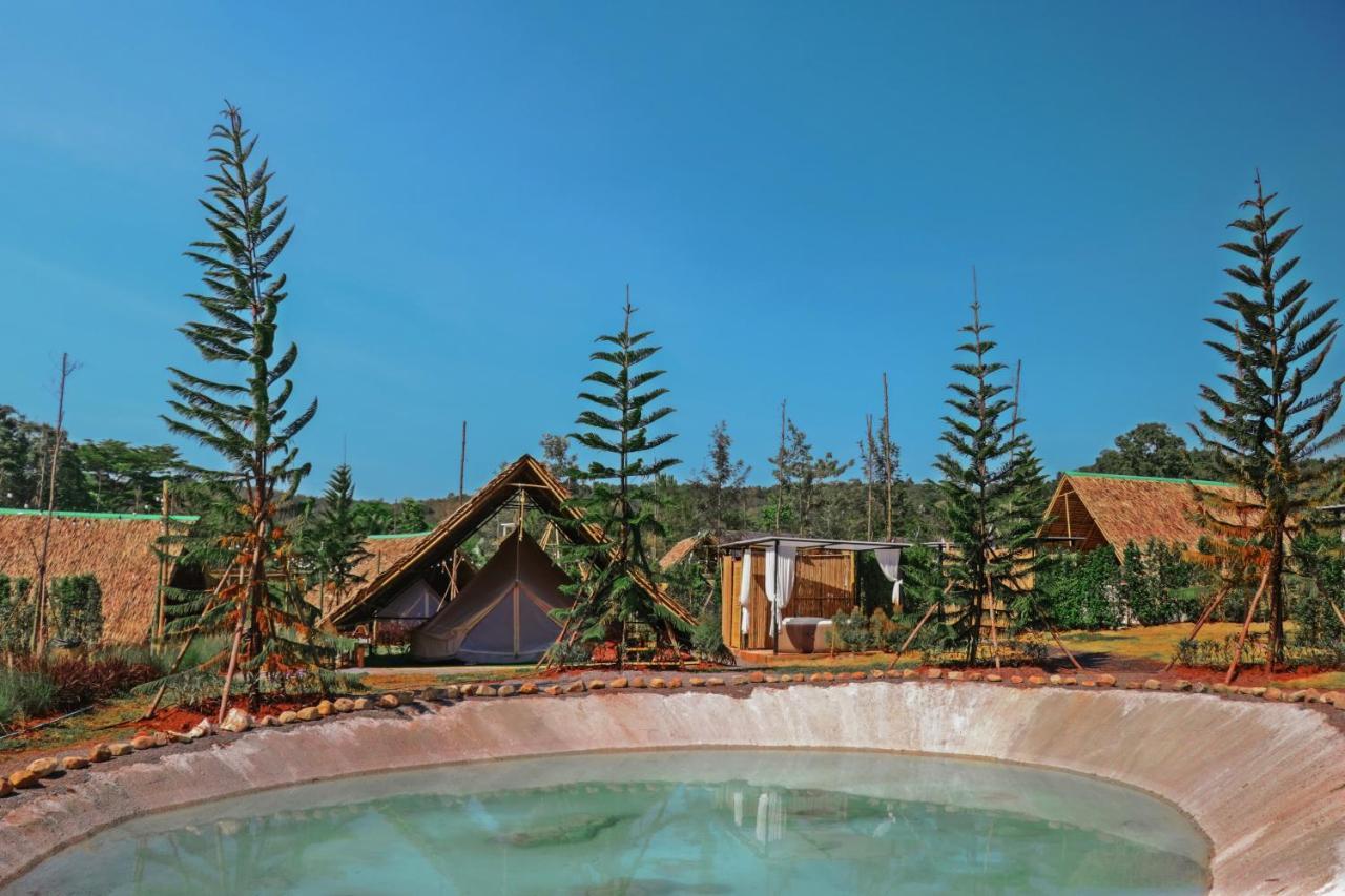 Yellowstone Camps Resort Khao Yai Pakchong Ngoại thất bức ảnh
